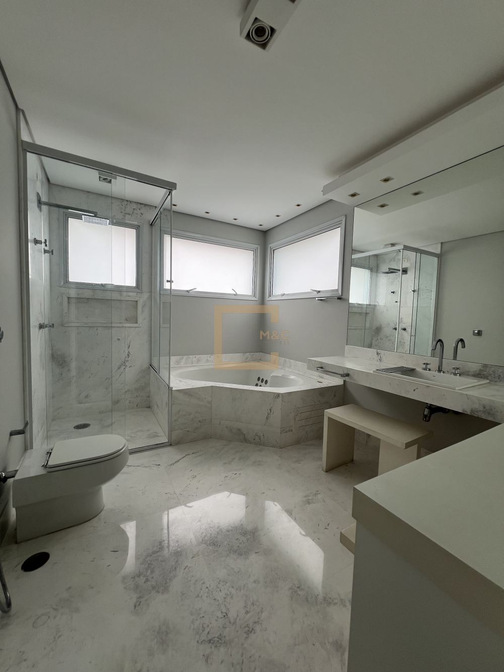 Casa em Condomínio Alphaville 02 Alphaville