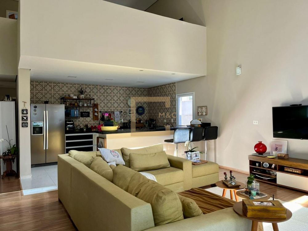 Casa em Condomínio Valville 01 Alphaville