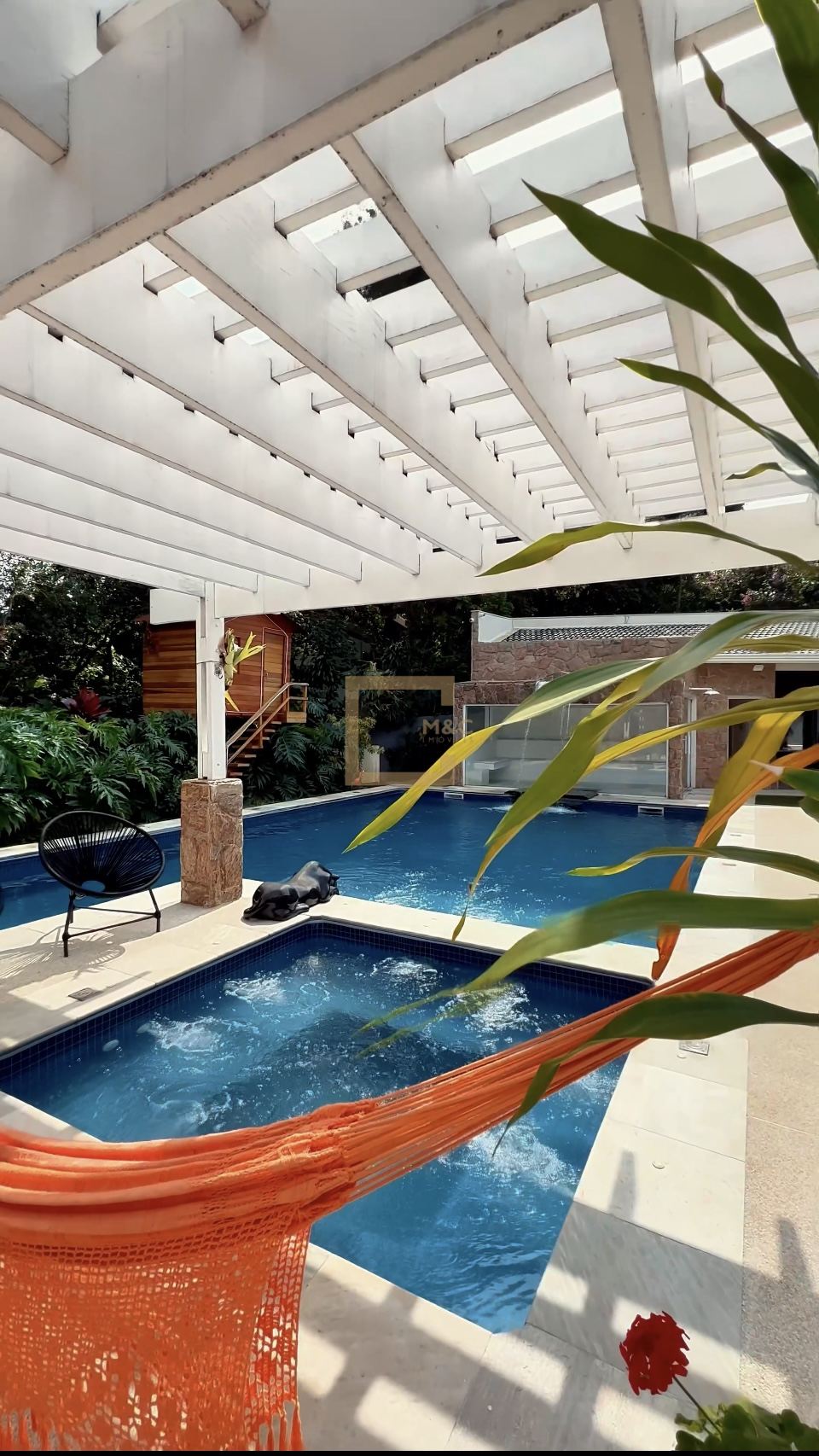 Casa em Condomínio Parque Primavera Granja Viana 