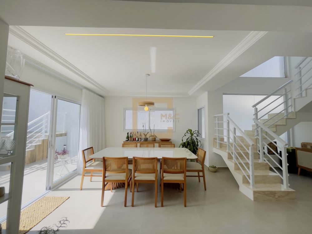 Casa em Condomínio Valville 01 Alphaville 