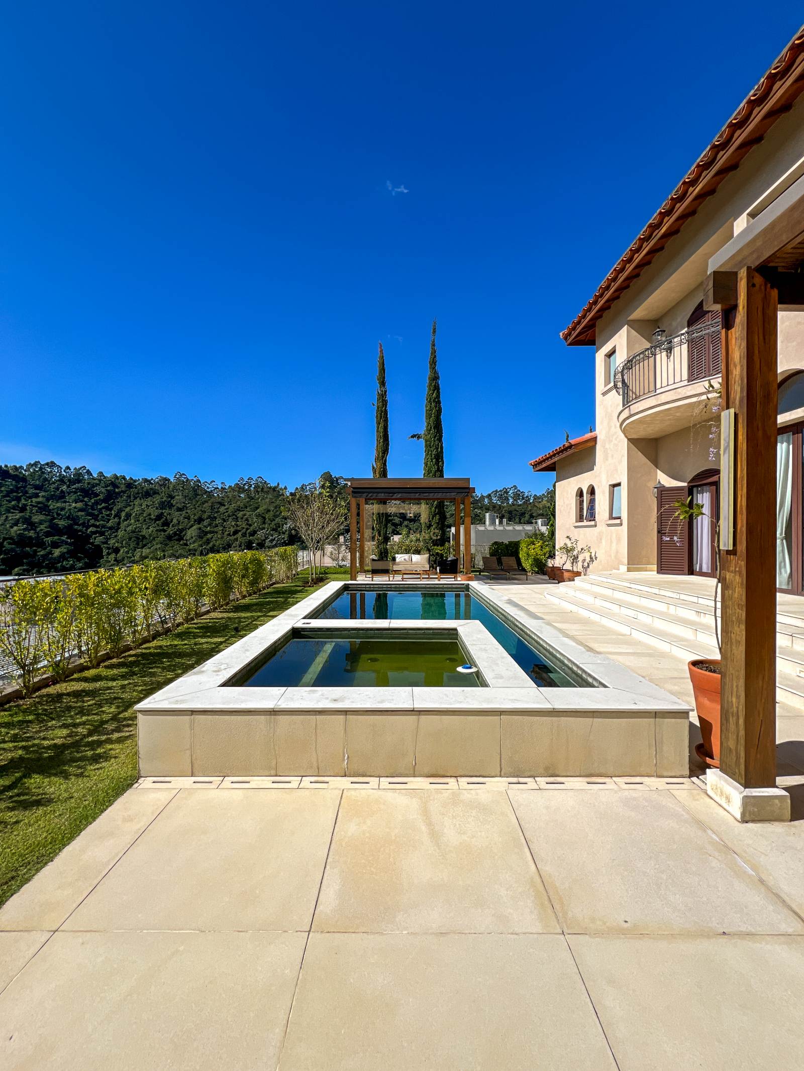 Casa em Condomínio Genesis 02 Alphaville 