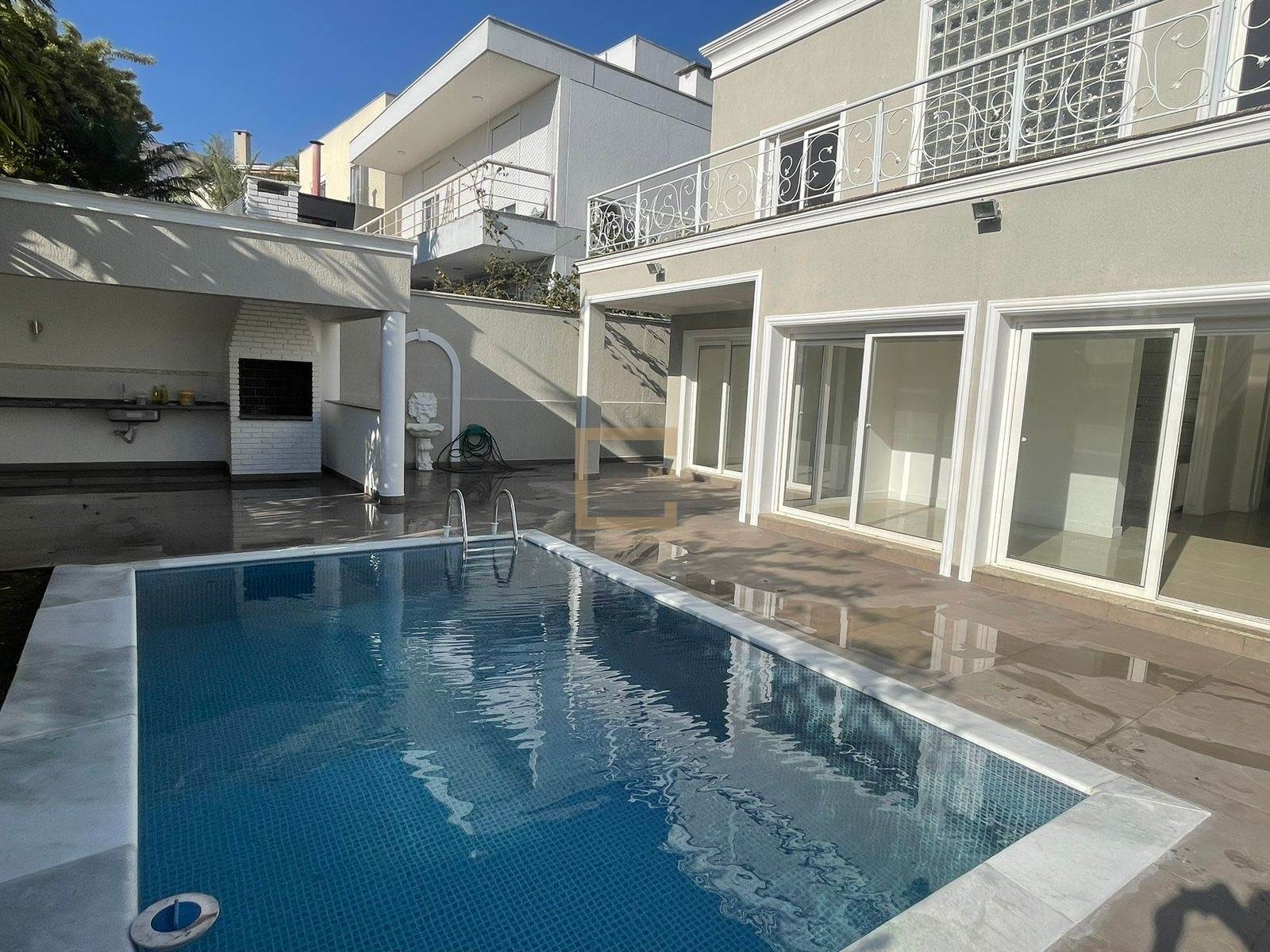 Casa em Condomínio Alphaville 09 Alphaville