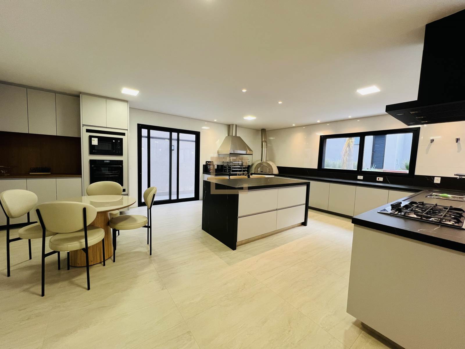 Casa em Condomínio Tambore 11 Alphaville 