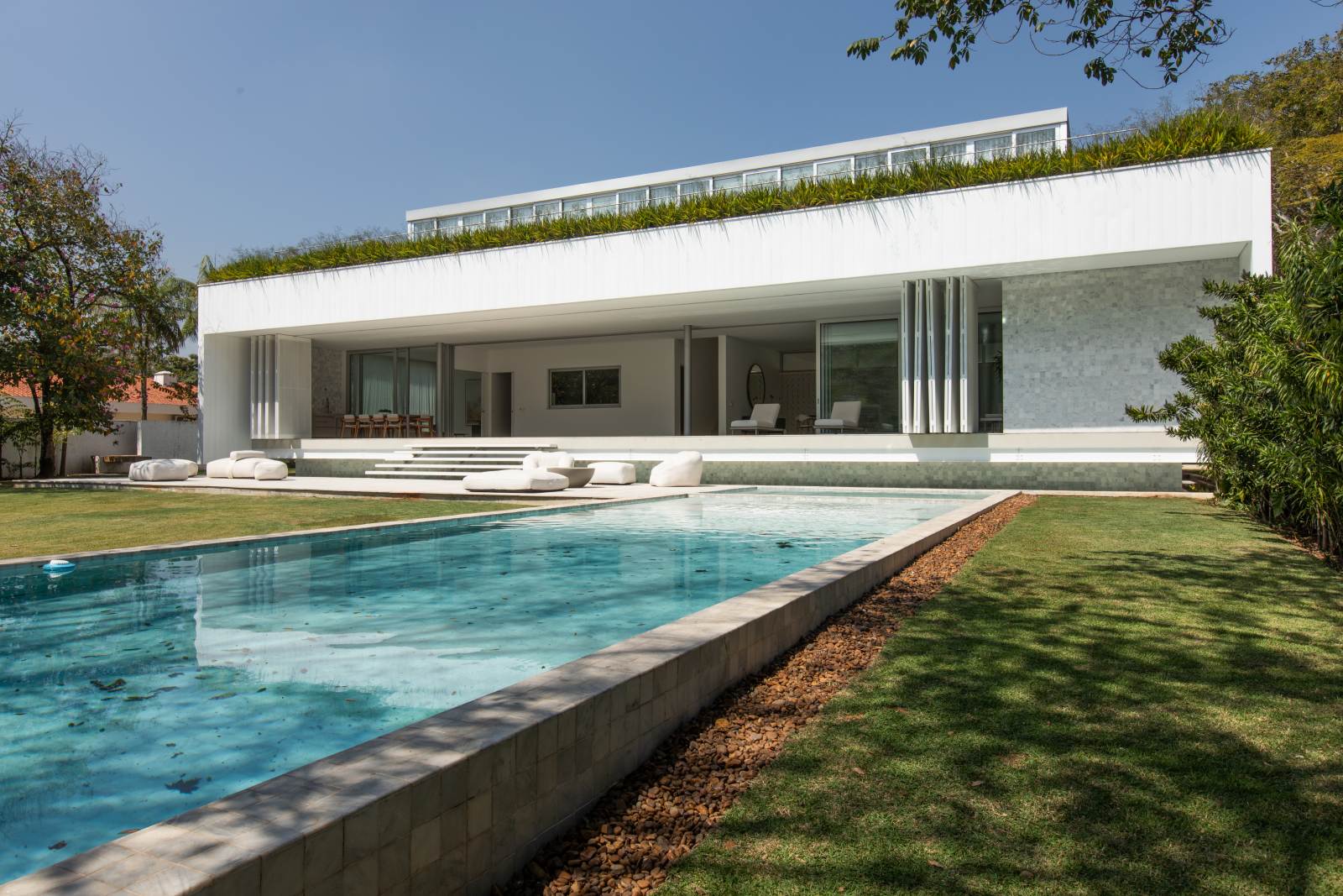 Casa em Condomínio Alphaville 01 Alphaville