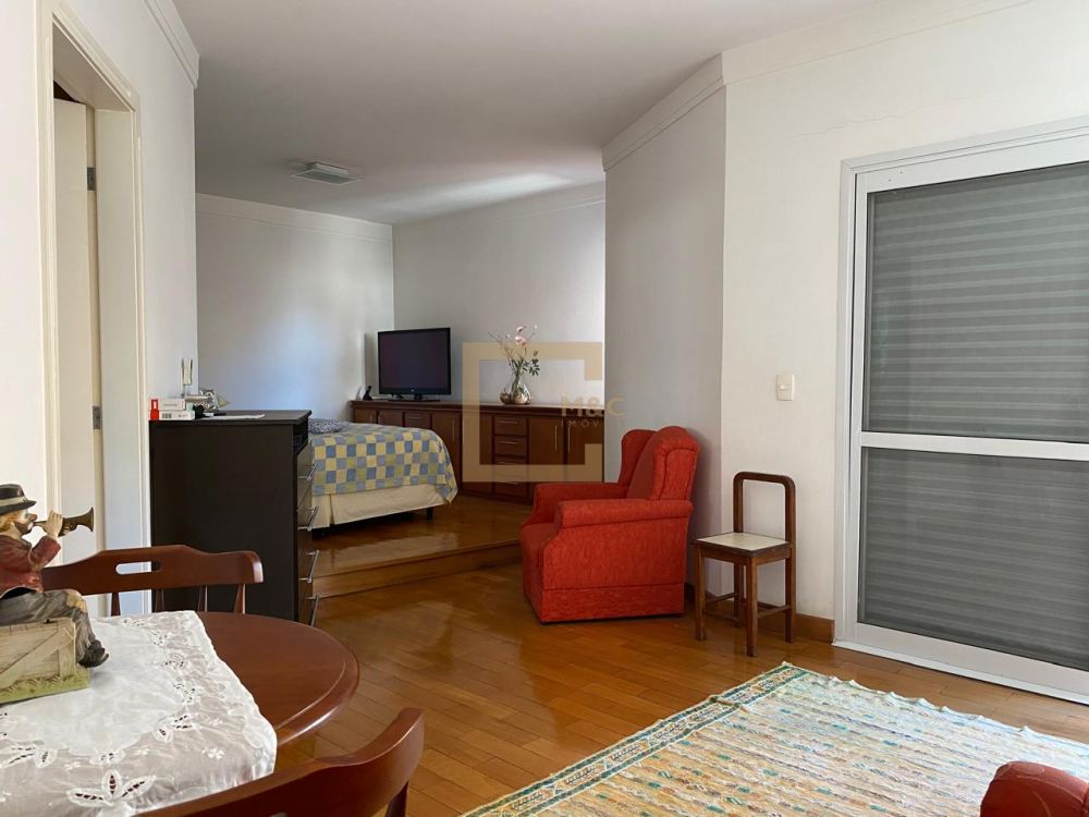 Casa em Condomínio Alphaville 01 Alphaville