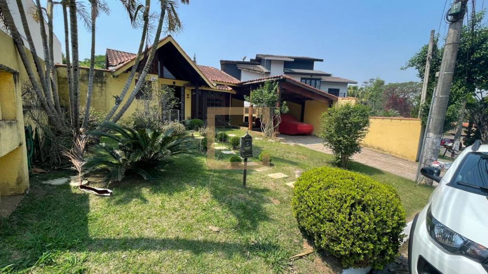 Casa em Condomínio Nova Higienópolis Granja Viana 