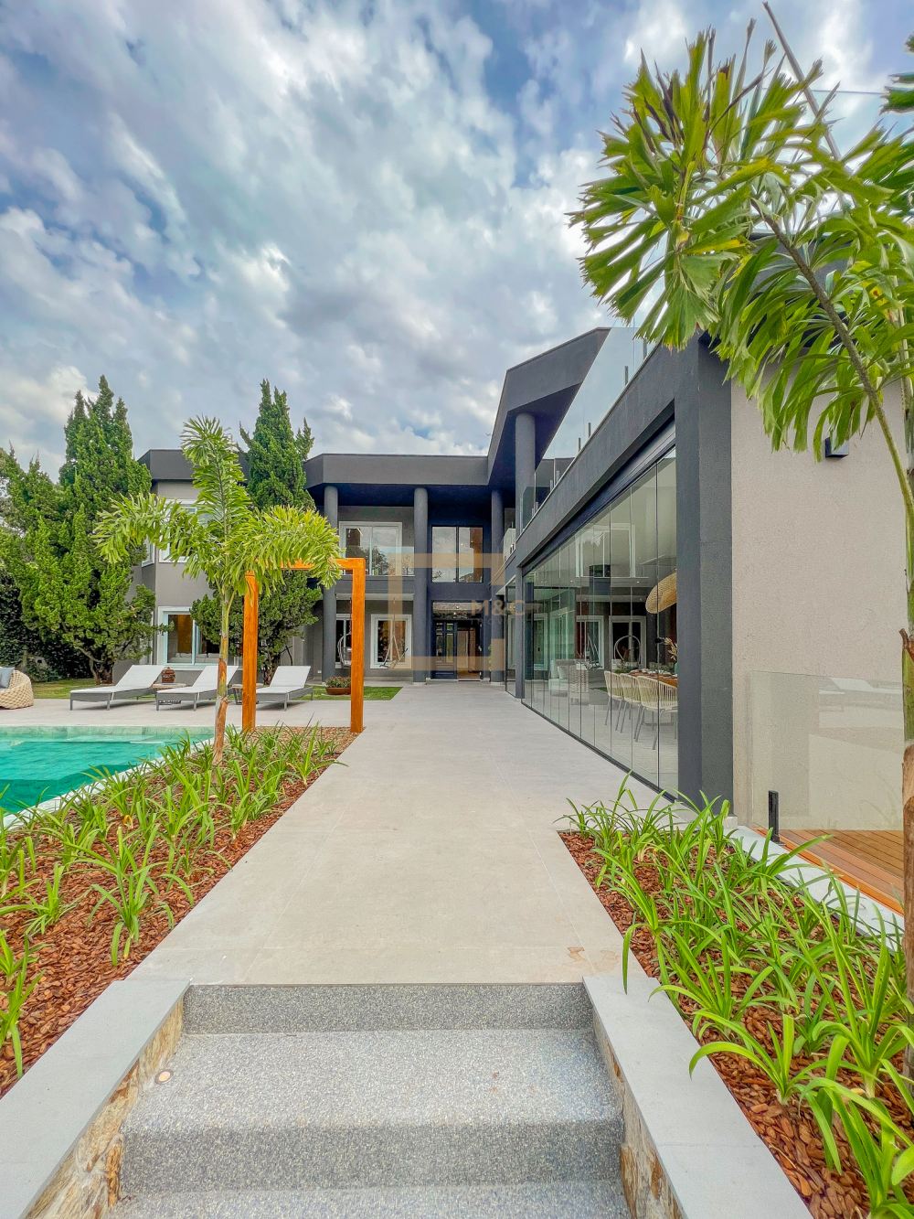 Casa em Condomínio Tambore 1 Alphaville 